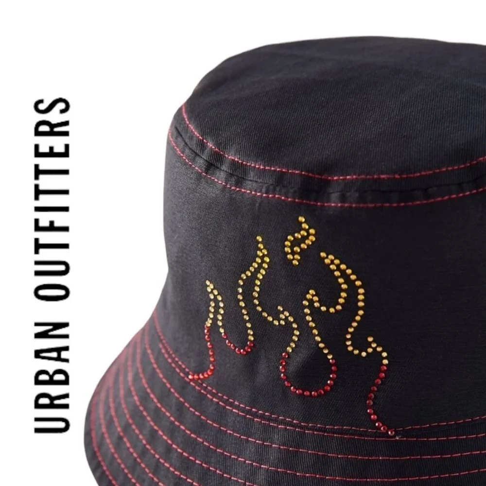 BRAND NEW Urban Outfitters Y2K Rhinestone Denim Bucket Hat - Picture 2 of 3